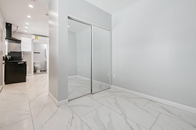 Building Photo - 6134 Fair Ave