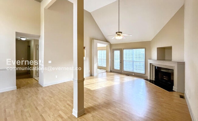 Building Photo - 6065 Gibbs Ln