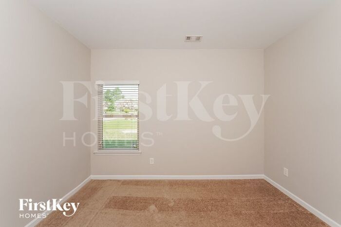 Building Photo - 623 Dulion Dr