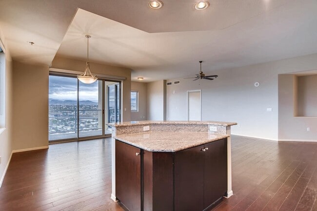 Building Photo - LUXURY RESORT STYLE LIVING @ ONE