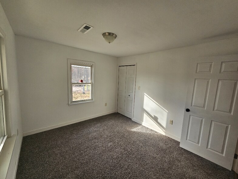 Building Photo - 5677 County Rd 260