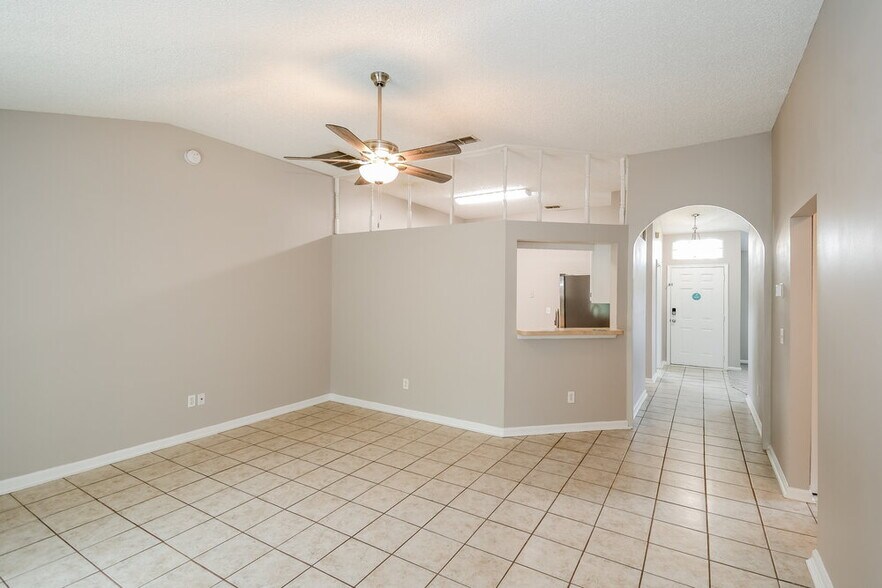 Building Photo - 5337 Lacy Jane Way