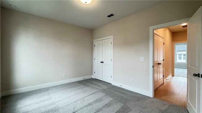Building Photo - 2594 Alcovy Trl NE