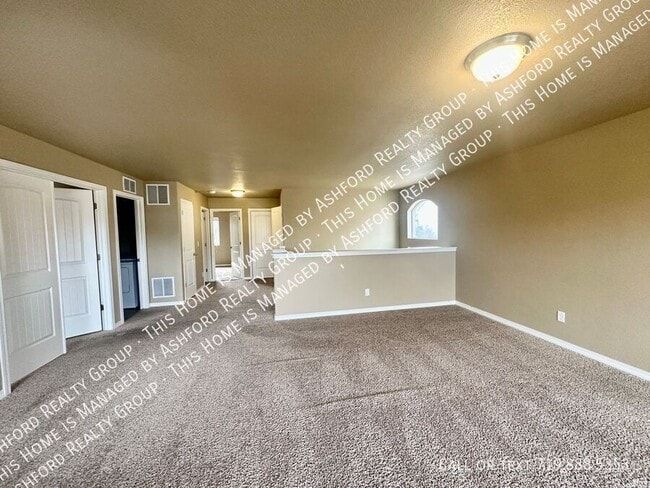 Building Photo - 3755 Reindeer Cir