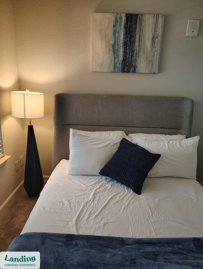 Building Photo - 120 SW 148th Dr