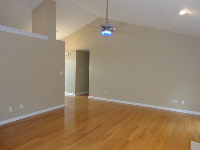 Building Photo - 6407 Barberry Dr