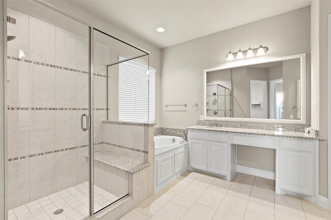 Building Photo - 1810 Wichita Dr