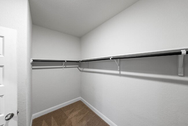 Building Photo - Inviting Comfort & Everyday Ease – 4 Bed, ...