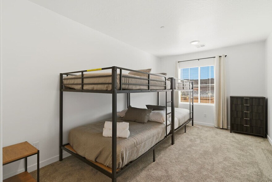 Building Photo - 1709 Ripple Rock Dr