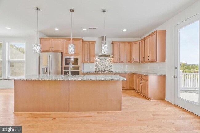 Building Photo - 42502 Dogwood Glen Square