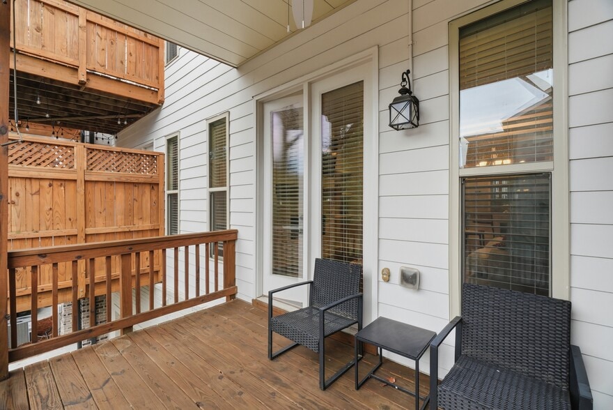 Building Photo - 4245 Deming Cir
