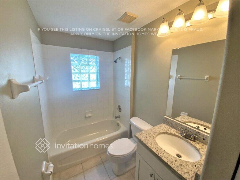 Building Photo - 2760 Madrigal Ln