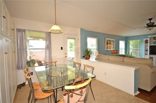 Building Photo - 7709 Amanda Ellis Way