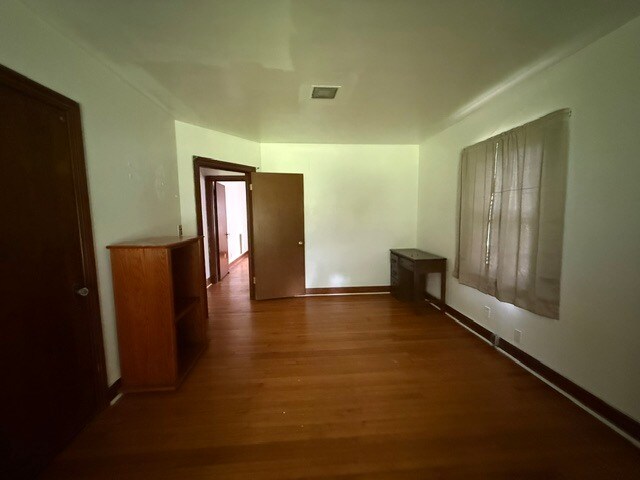 Building Photo - 506 Greenwood Ave
