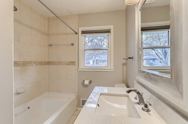 Building Photo - 6438 Irving Avenue S, Richfield, MN, 55423