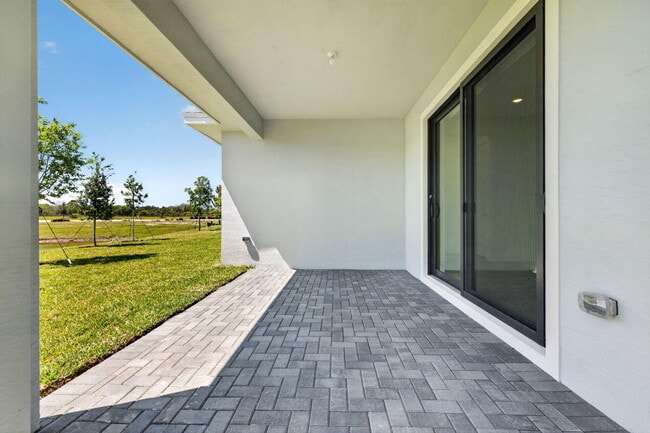 Building Photo - 10644 NW Wilgrove Lane