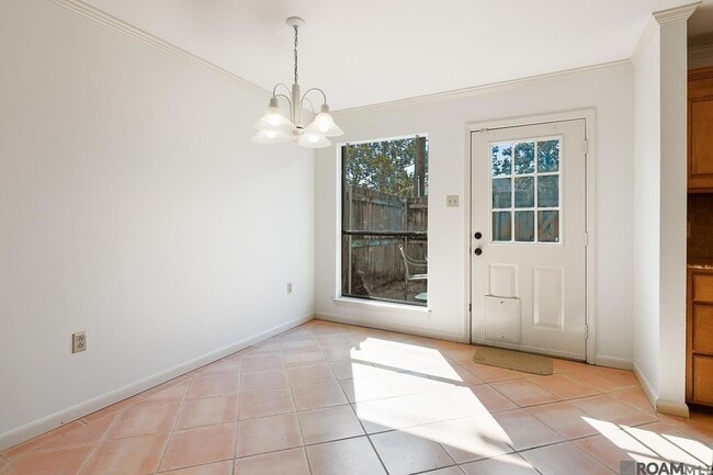 Building Photo - 956 Ridgepoint Ct