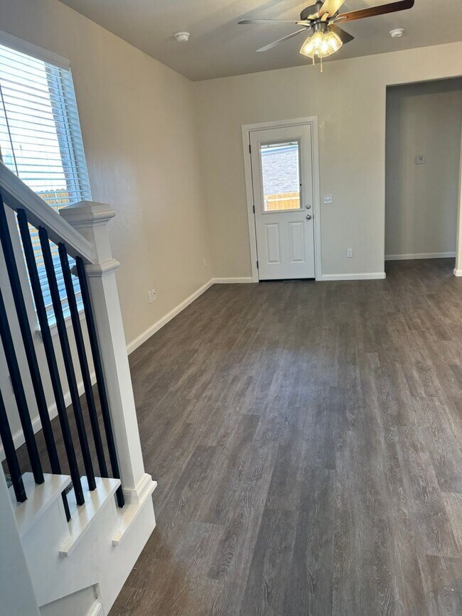 Building Photo - New construction duplex in Newcastle 3 bedroom with game room