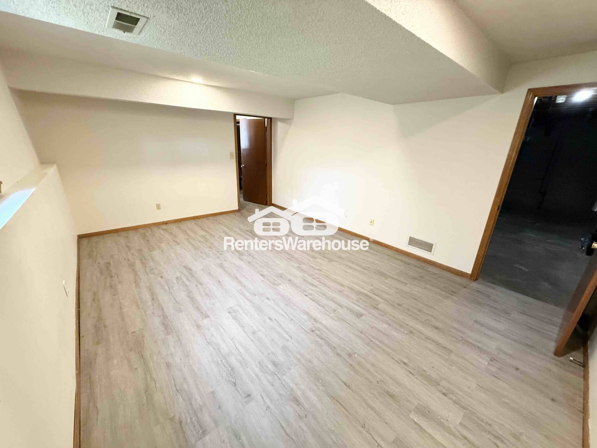 Building Photo - 612 SE Kristi Ln