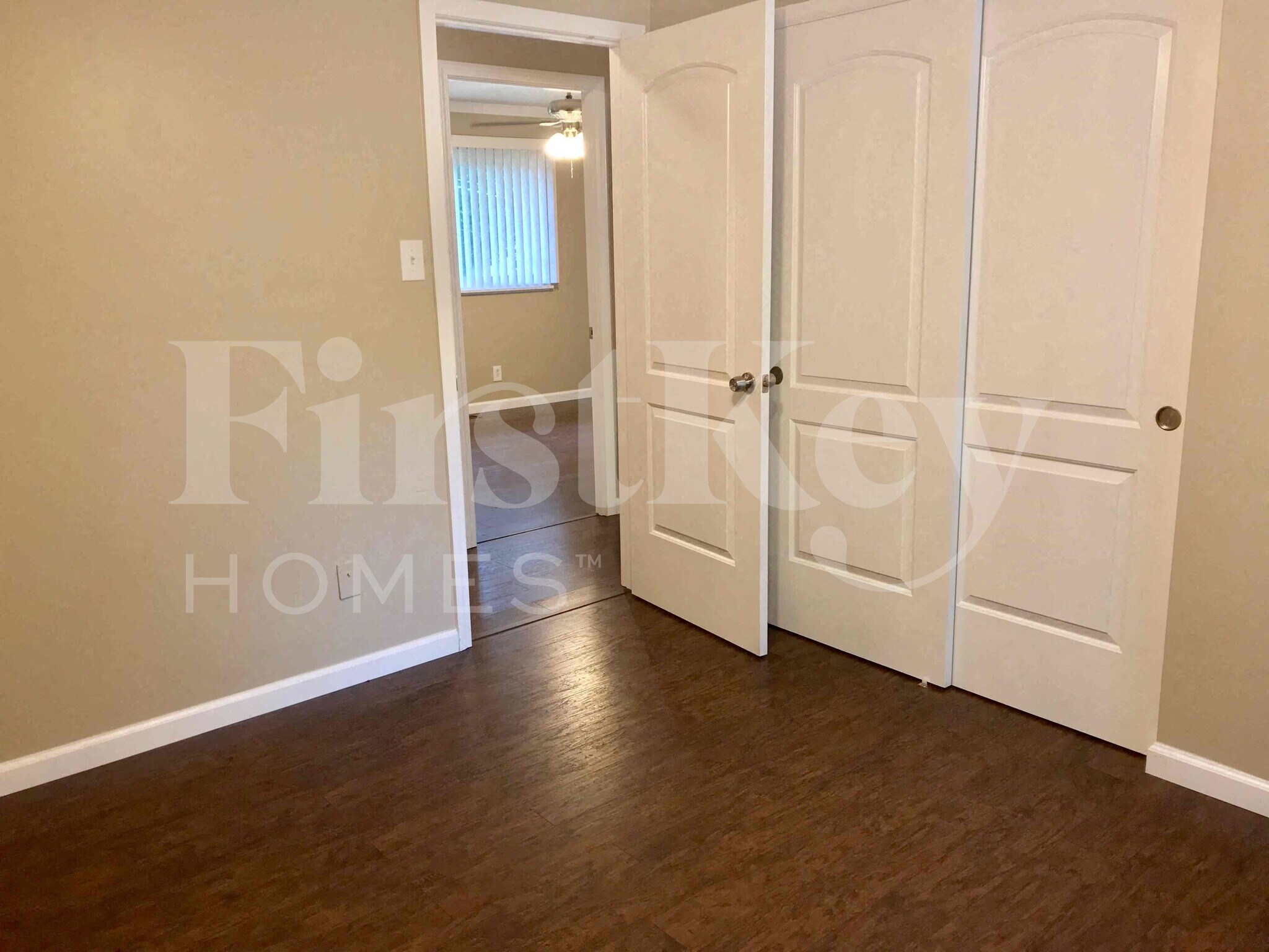 Building Photo - 6380 El Serrano Dr