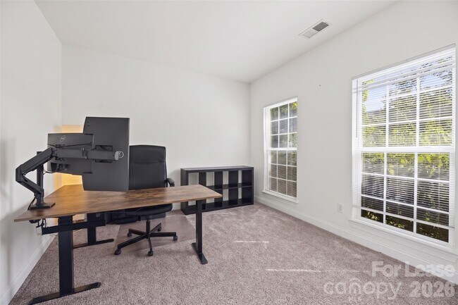 Building Photo - 415 Fischer Rd
