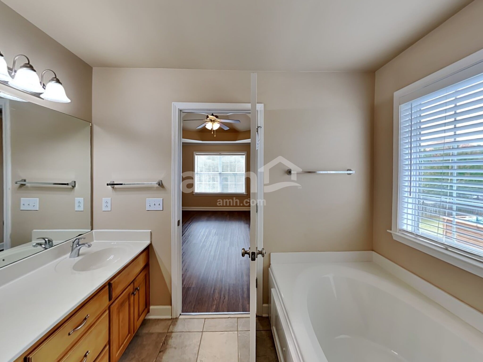 Building Photo - 2017 Keene Cir