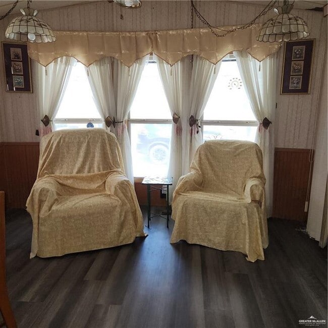 Building Photo - 29 Harness Dr