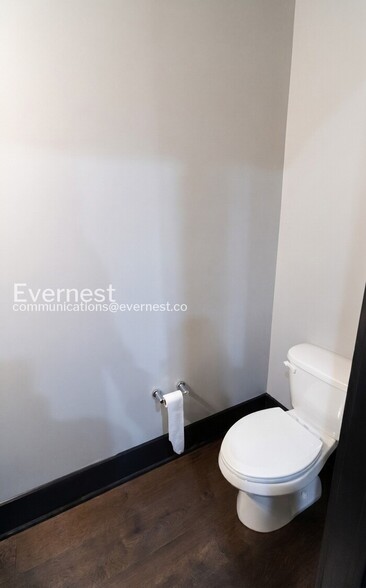 Building Photo - 506 Barristers Ct