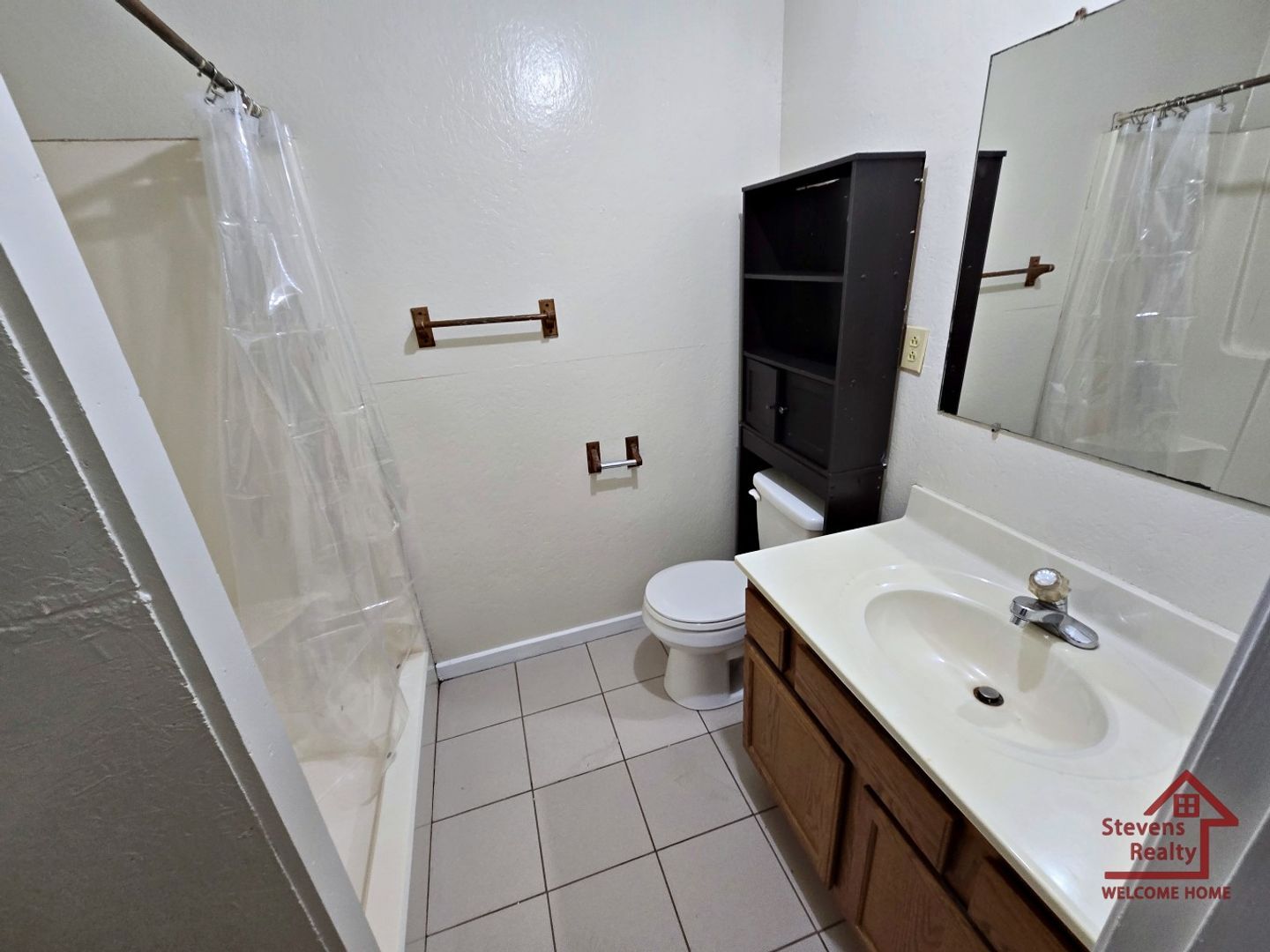 Building Photo - 620 Allie Ln