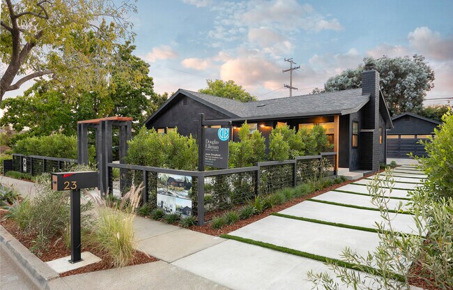 Building Photo - 23 Calaveras Ave