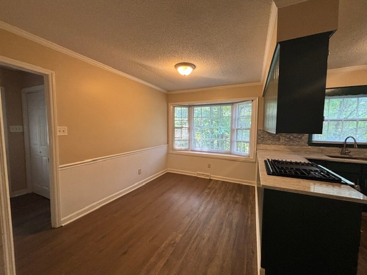 Building Photo - 6717 W Friendly Ave