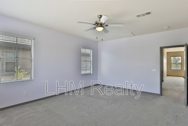 Building Photo - 3156 E Austin Dr