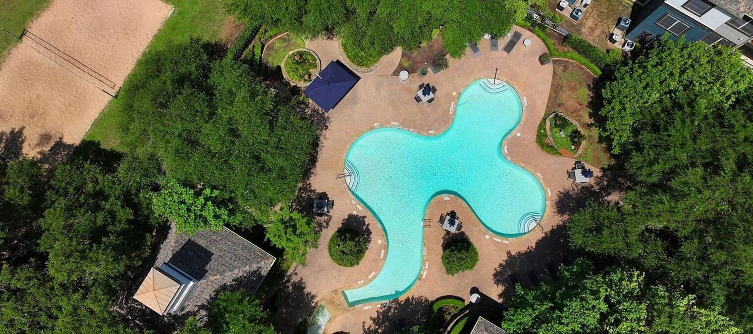 Building Photo - 12100 Metric Blvd