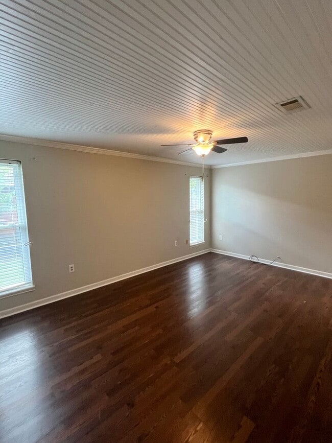 Building Photo - Home for Lease