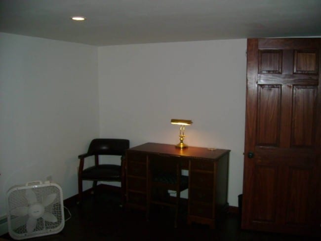 Building Photo - 20 Locust Grove Rd