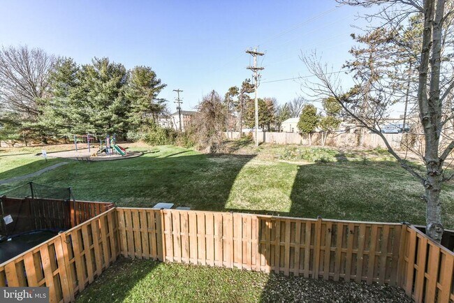 Building Photo - 6018 Callaway Ct