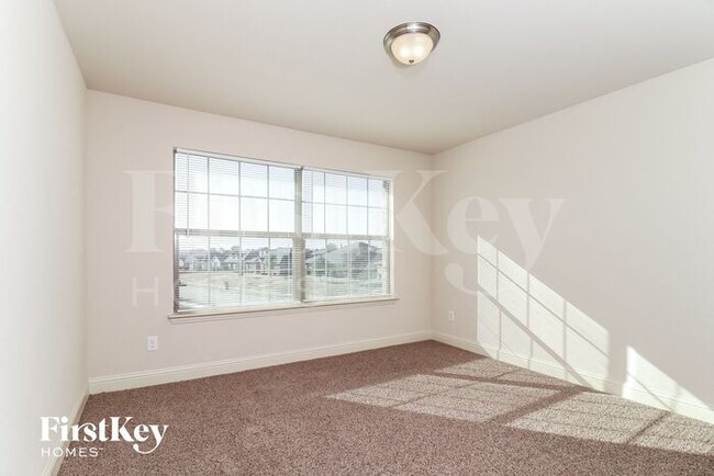 Building Photo - 1227 Jewel Ln