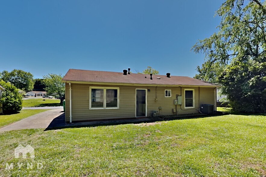 Building Photo - 3519 Misty Wood Dr