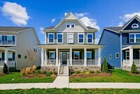 Building Photo - 1303 Potomac View Pkwy