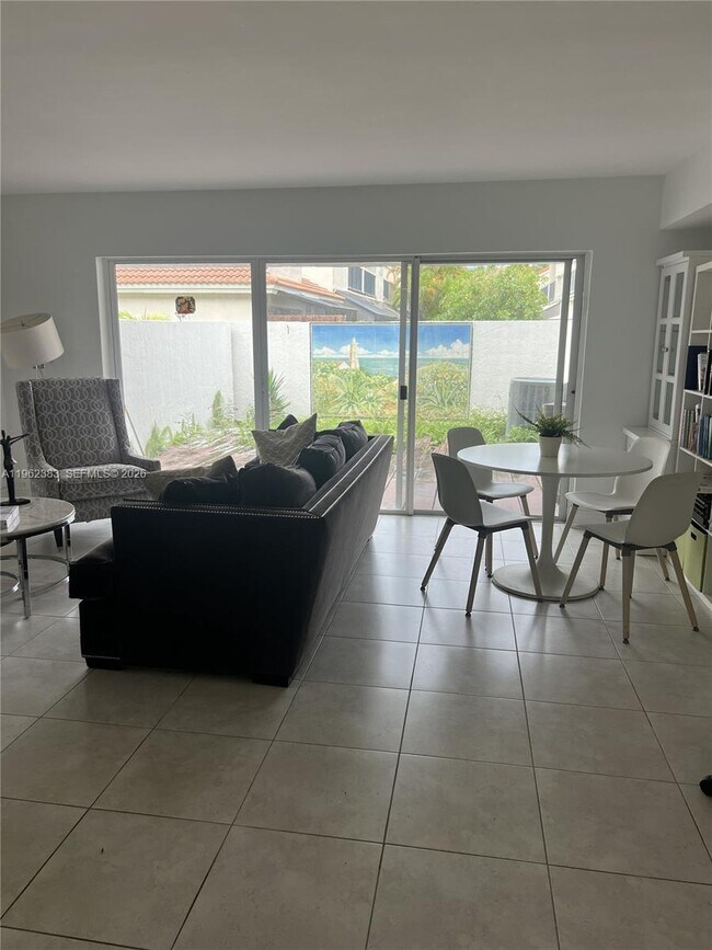 Building Photo - 3535 Magellan Cir