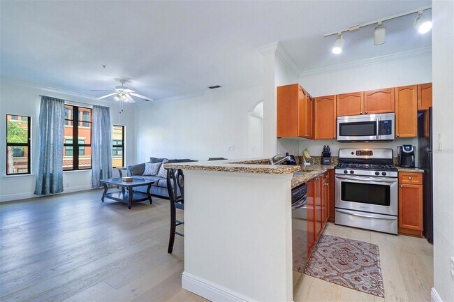 Building Photo - 2741 Via Cipriani