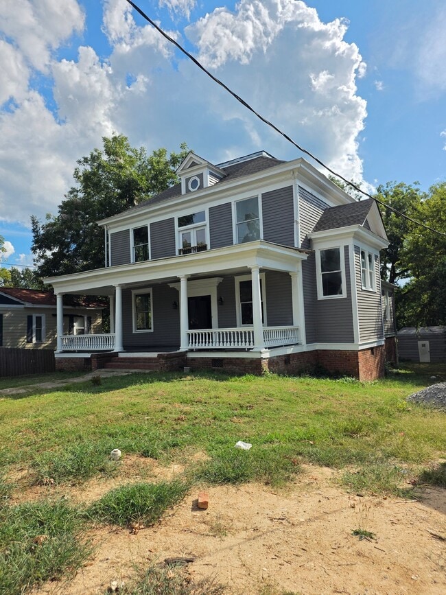 Building Photo - 140 Wylie St