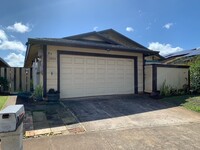 Building Photo - Waipio Gentry 3 bedroom, 2 bath house with...