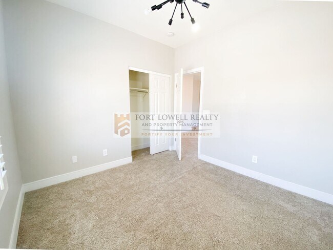 Building Photo - Beautiful Home in LAVEEN Arizona available 6.12.26 / 4 Bed/ 3bath