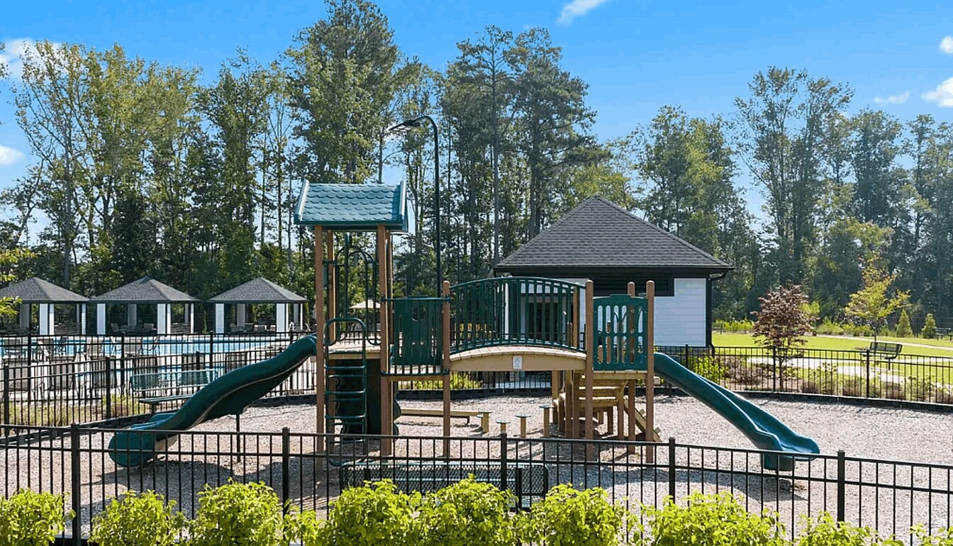 Building Photo - 280 Silvermoon Dr