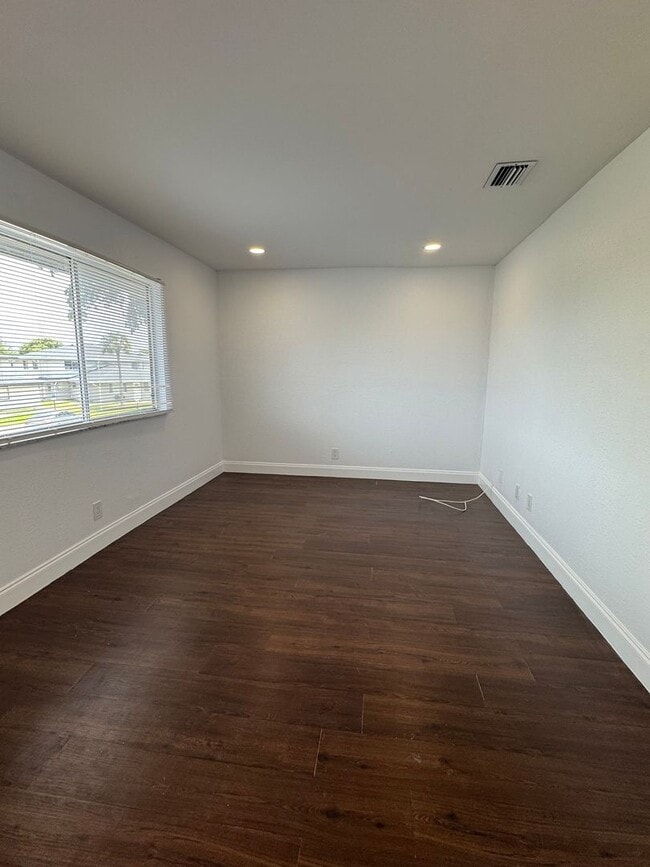 Building Photo - ** Casa Helena Palm Beach **  (Hablamos Es...