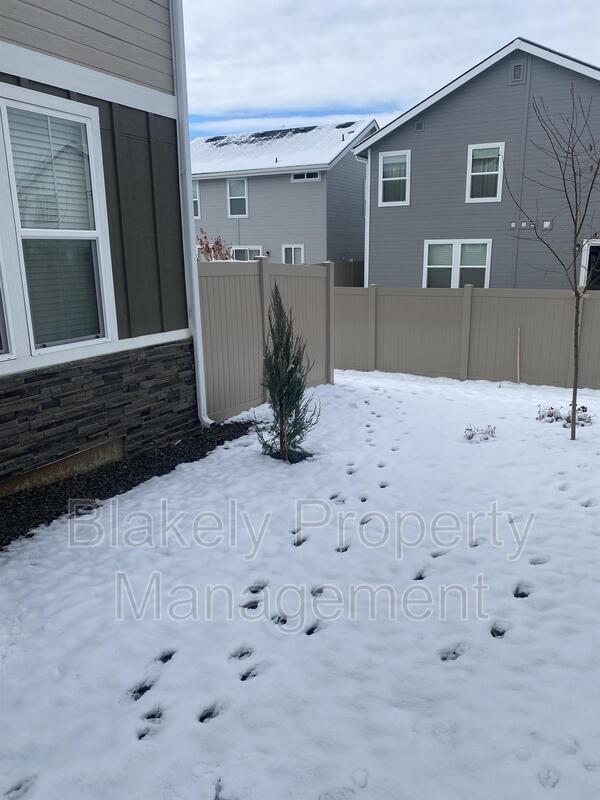 Building Photo - 5929 S Boddington Ln