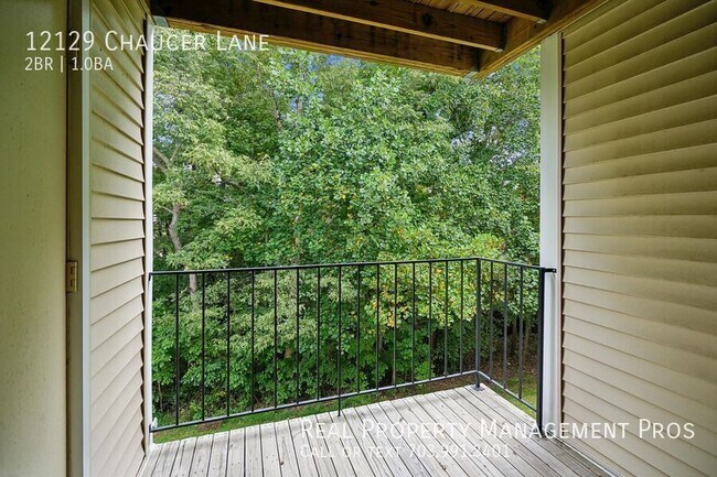 Building Photo - 12129 Chaucer Ln