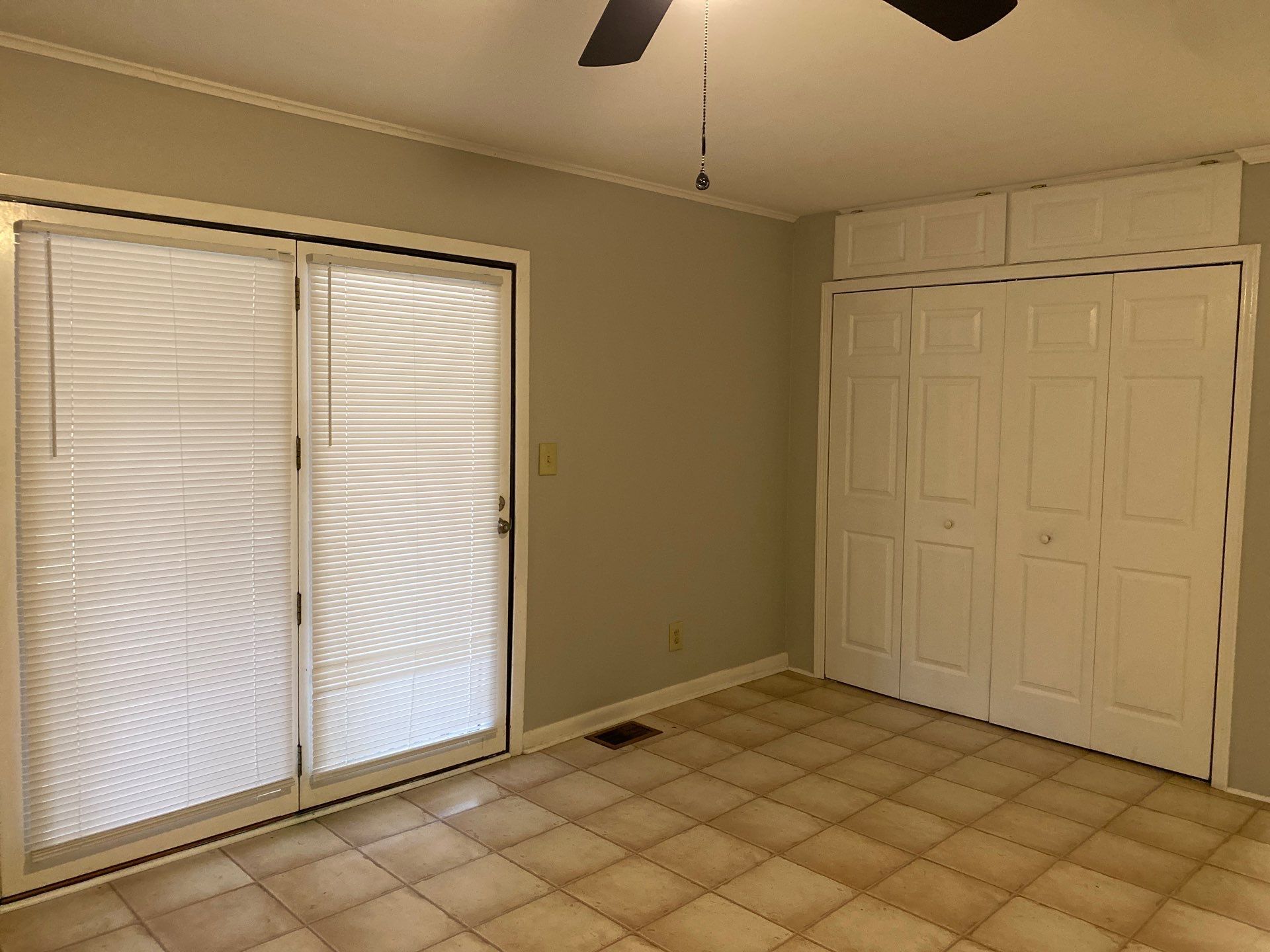 Building Photo - 135 Ayers Dr