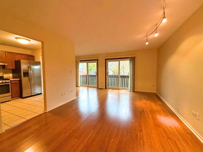 Building Photo - 966 Cumberland Ct